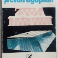 STEFAN AGOPIAN - ZIUA MANIEI / MINIEI (volum de debut 1979) [dedicatie/autograf]