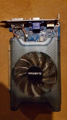 Placa video GIGABYTE GT220 1GB 128bit ddr3 PCI-E GV-N220OC-1GI foto