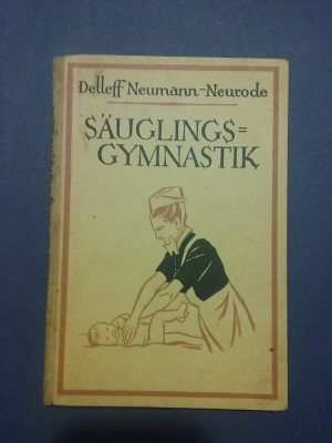 Sauglings gymnastik - Detleff Neumann Neurode / R3P4F foto