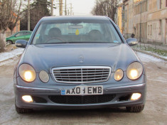 Mercedes E270 Elegance, 2.7 CDI, an 2004 foto