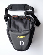 Geanta pentru DSRL Nikon D3100 D3000 D3200 D5200 D5100 D7000 D7100 D7200 etc. foto