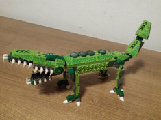 Crocodil tip LEGO foto