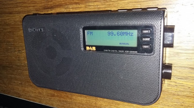 RADIO SONY XDR-S55 DAB/FM DIGITAL .FUNCTIONEAZA . foto