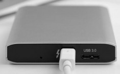 Freecom Mobile Drive Mg 1TB USB 3.0 and Thunderbolt foto