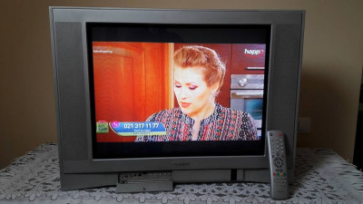 Televizor TOSHIBA Tub Plat Diagonala 70 cm Impecabil foto