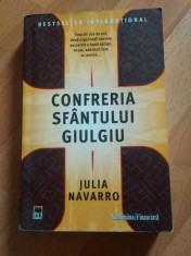 Confreria Sfantului Giulgiu de Julia Navarro foto