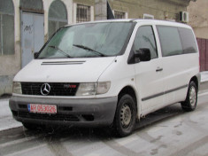 Mercedes Vito 112 9 locuri, 2.2 CDI, an 2001 foto