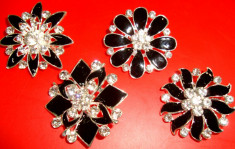 Set 4 Brose din aliaj antichizat cu cristale negre MARTISOARE -model Floare foto