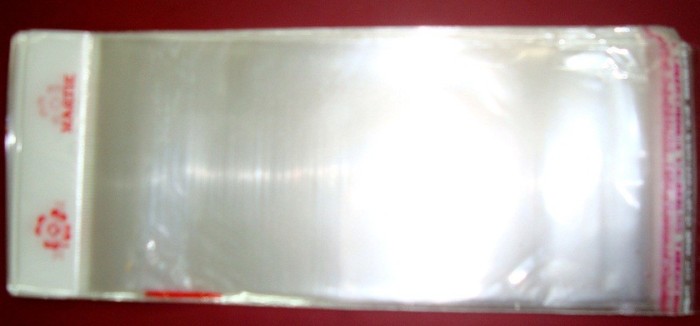 Pungute celofan pentru martisoare 200 bc/ set, dimensiuni 14 / 6 cm Pungute celofan pentru martisoare 200 bc/ set, dimensiuni 14 / 6 cm