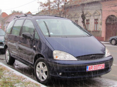 Ford Galaxy GHIA 6+1 locuri, 1.9 TDI, an 1998 foto