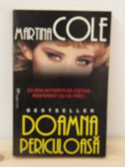 DOAMNA PERICULOASA -MARTINA COLE foto