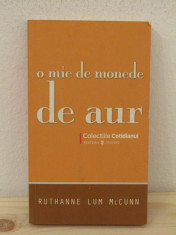 O MIE DE MONEDE DE AUR -Ruthanne Lun McCunn foto