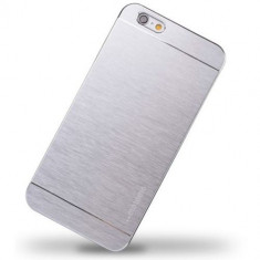 Husa pelicula aluminiu argintie silver MOTOMO Iphone 6 4,7" + folie ecran