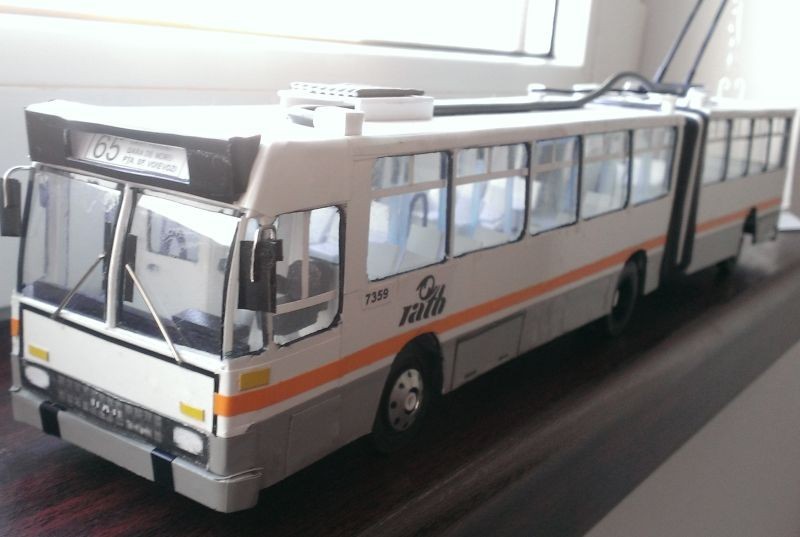 Macheta troleibuz Dac 117 E - unicat manual din Forex, sc. 1/43 ...