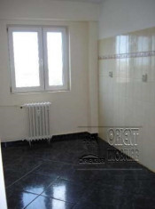 CASA DE CULTURA, cofetaria Silvian, apartament 2 camere, vanzare foto