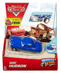 Masinuta Disney Cars Wheel Action Drivers Doc Hudson foto