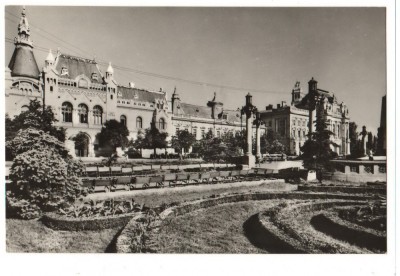 CPI (B8094) CARTE POSTALA - ORADEA. PIATA VICTORIEI foto