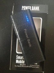 Baterie Power Bank de 20000 mah cu lanterna foto