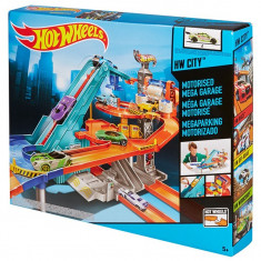 Jucarie Hot Wheels - Motorised mega garaj BGJ18 Mattel foto