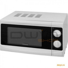 Cuptor cu microunde Hansa AMG17M70VH, putere: 700W, capacitate: 17L, 6 nivele de putere, control mec foto