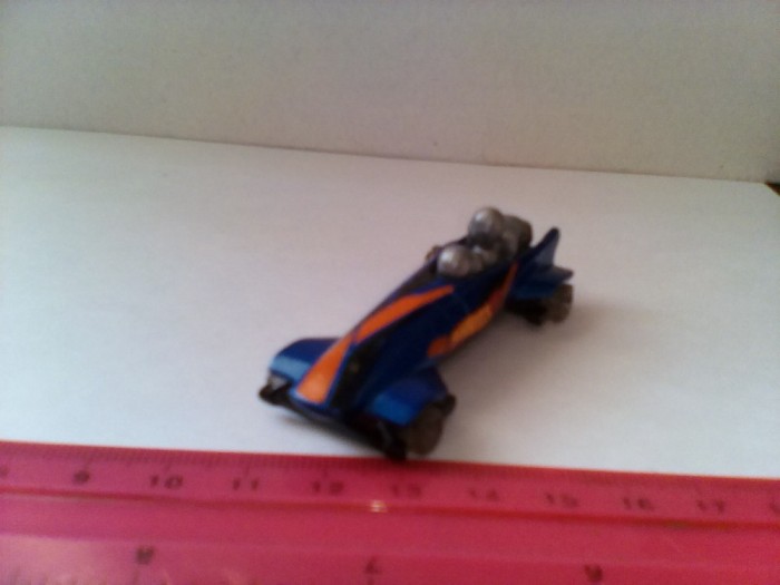 bnk jc Hot Wheels - masinuta