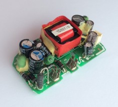 DC-DC converter step down, IN: AC 100~240V, OUT:5V ( 0.7A ) (DC578) foto