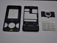 Carcasa Originala Sony Ericsson W205 4 Piese Swap - Neagra foto