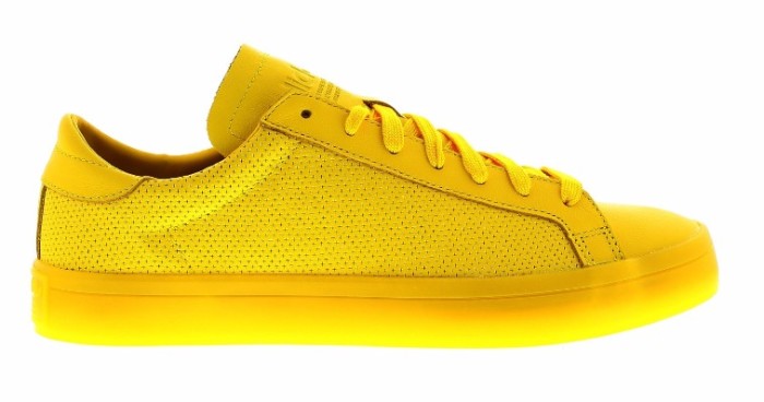 Adidasi Adidas Court Vantage Adicolor marimea 42 foto mare Adidasi Adidas Court Vantage Adicolor marimea 42 foto mare
