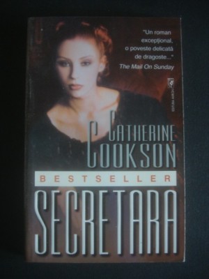 CATHERINE COOKSON - SECRETARA foto