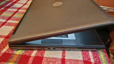 Laptop Dell Latitude D830 foto