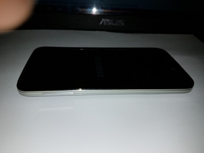 Samsung Galaxy S5 16GB Negru, neblocat, garantie depanero 28.09.2017 foto mare Samsung Galaxy S5 16GB Negru, neblocat, garantie depanero 28.09.2017 foto mare
