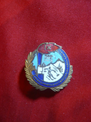 Insigna Jocurile Mondiale Universitare de Iarna 1951 , metal, email , h=2,5 cm foto