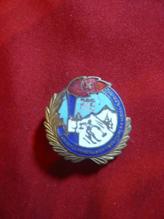 Insigna Jocurile Mondiale Universitare de Iarna 1951 , metal, email , h=2,5 cm