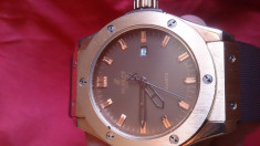 Ceas hublot quartz model deosebit, opera de arta, stare perfecta foto