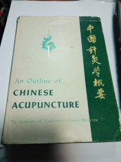 An outline of CHINESE ACUPUNCTURE - The Academy of Traditional Chinese Medicine foto