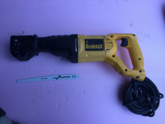 Ferastrau sabie DEWALT DW 304 PK foto