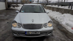 Mercedes benz C220CDI foto