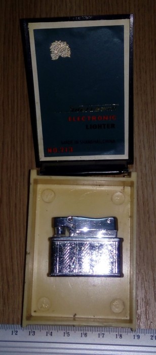 BRICHETA SUN FLOWER ELECTRONIC LIGHTER