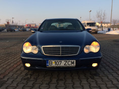 Mercedes-benz C 200 foto