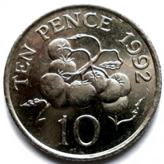 BRITISH GUERNSEY , 10 PENCE 1992 , PRIMUL AN DE BATERE , DIAMETRU 25mm. foto