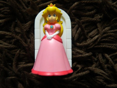 Figurina McDonald, Mario, Printesa Peach Super Mario, Nintendo 2014 foto