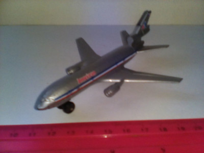 bnk jc Matchbox - avion SB 13 DC 10 foto