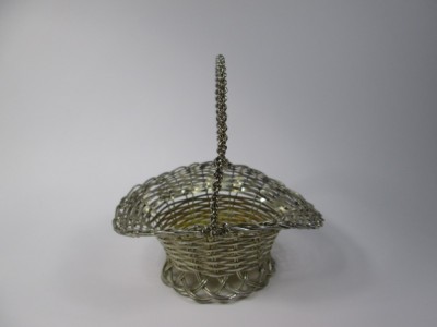 c Cosulet din metal placat argint, decorativ, stare foarte buna, argintat 2 foto