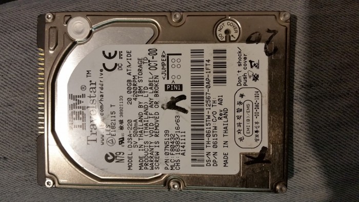 38.HDD Laptop 2.5" IDE 30 GB Toshiba MK3021GAS 4200 RPM 2 MB foto mare 38.HDD Laptop 2.5" IDE 30 GB Toshiba MK3021GAS 4200 RPM 2 MB foto mare