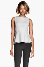 NOU Bluza alba dama top tricou peplum texturata office cu fermoar H&amp;amp;M marimea L foto