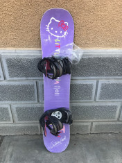 Placa snowboard noua Arty Hello Kitty 133cm cu legaturi Salomon foto