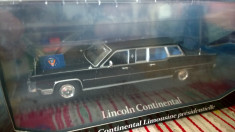 Macheta Lincoln Continental Limousine / Ronald Reagan - 1:43 / F749 foto