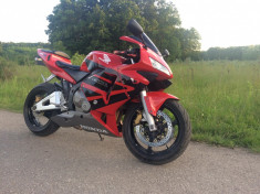 Vand Honda CBR 600 RR model 2004 foto