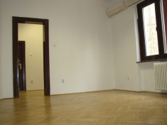 DACIA ? DOROBANTI, PARTER ELEGANT DE VILA, 7 camere, 181 MP (singur pe etaj). foto