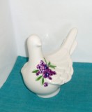 Cumpara ieftin Statueta ceramica alba, hand made - Porumbel 2 - design Rosa Ljung DECO - Suedia